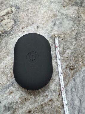 Rubber Beats by Dre Black Case with Iconic 'b' Logo